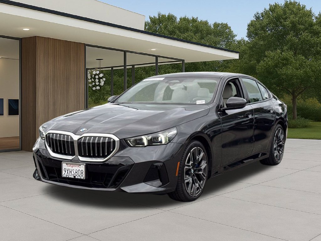 Used 2026 BMW 530i w/ M Sport Package RWD image 2