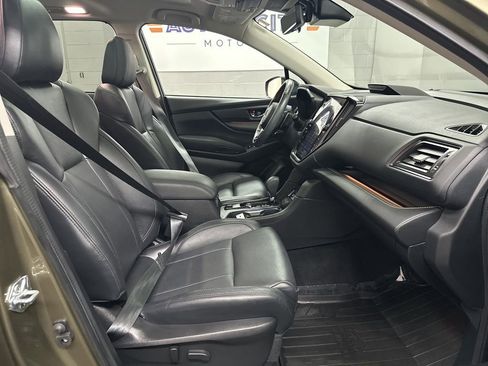 Used 2025 Subaru Ascent Bronze Edition w/ Onyx Package image 20