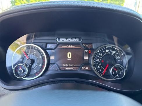Used 2022 RAM 2500 Laramie AWD/4WD image 23