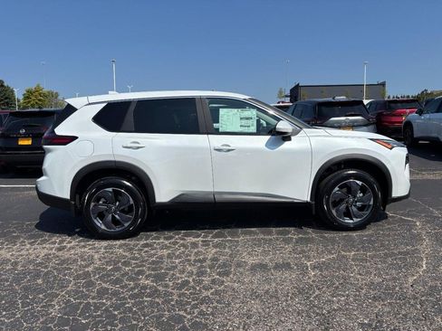 New 2026 Nissan Rogue SV image 2