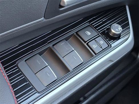 Used 2025 Toyota Sienna XSE image 16