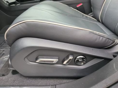 New 2026 Acura RDX SH-AWD w/ Advance Package image 16