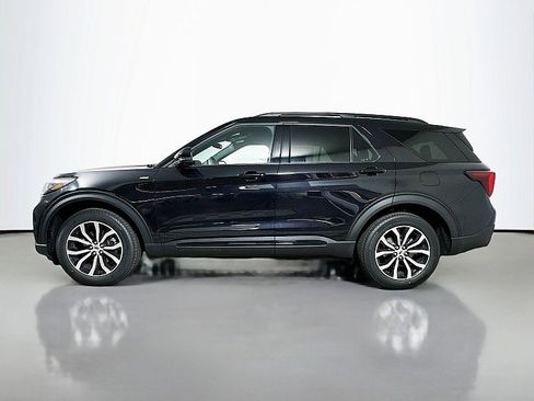 New 2026 Ford Explorer ST-Line AWD/4WD image 4