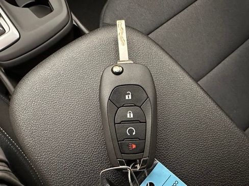 New 2026 Chevrolet Trax LS w/ LS Convenience Package FWD image 20