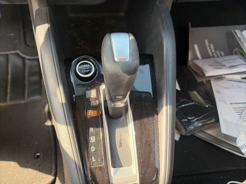 Used 2021 Nissan Kicks S FWD image 18