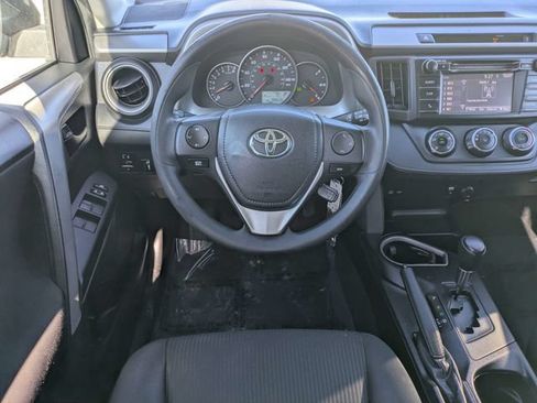 Used 2016 Toyota RAV4 LE FWD image 14