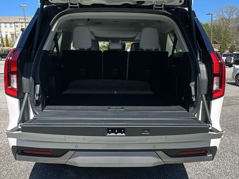 New 2026 Ford Expedition Max Platinum w/ Driver's Package image 18