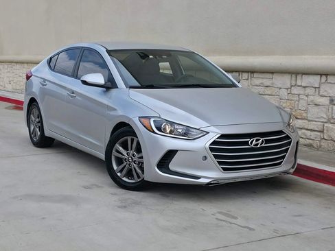 Used 2018 Hyundai Elantra SEL FWD image 1