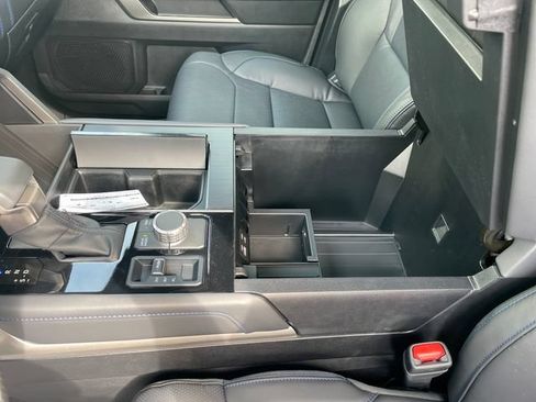 New 2026 Toyota Tundra Platinum AWD/4WD image 28