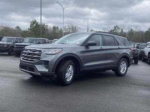 New 2026 Ford Explorer Active RWD image 19