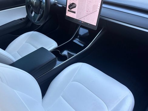 Used 2019 Tesla Model 3 Long Range AWD/4WD image 18