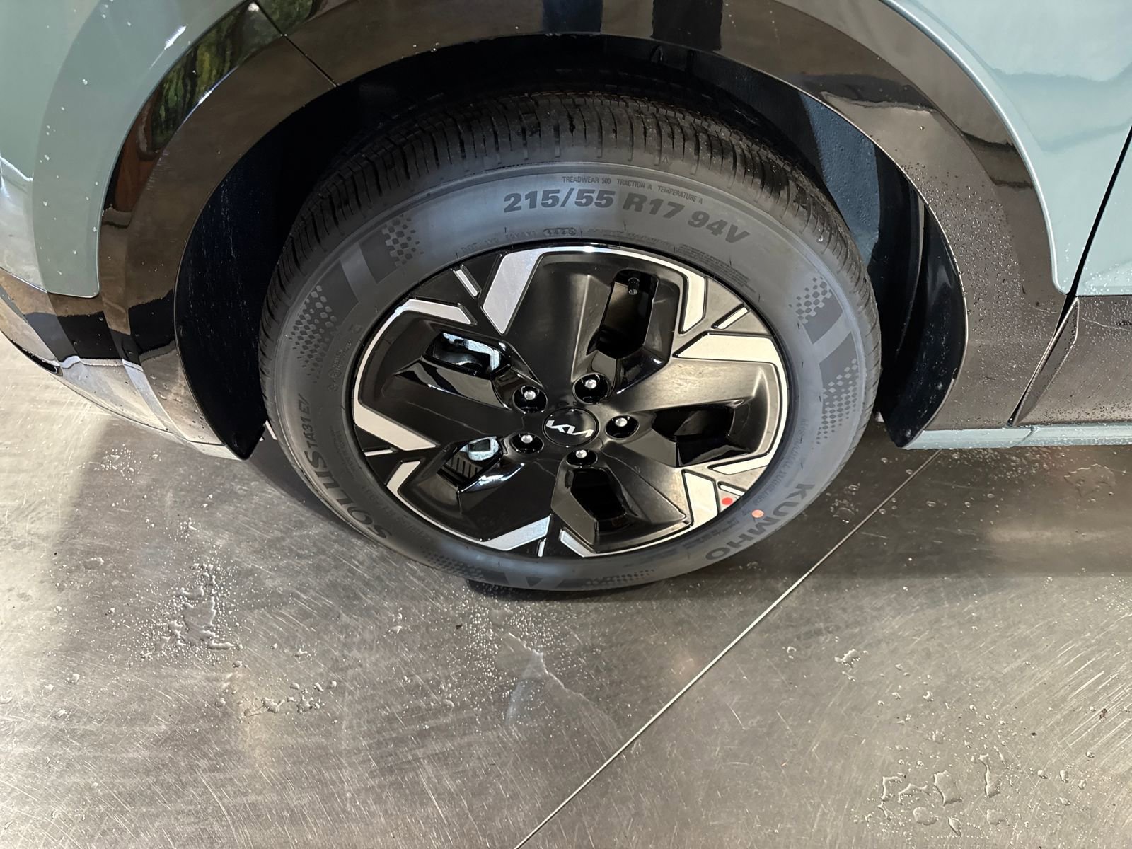 New 2026 Kia Niro Wind w/ Wind Preserve Package FWD image 2