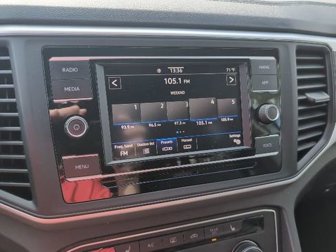 Used 2022 Volkswagen Atlas SE image 16