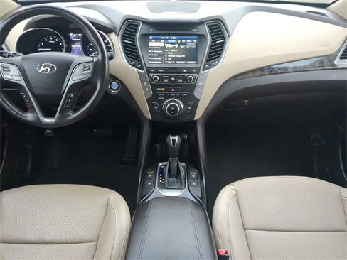 Used 2017 Hyundai Santa Fe Sport image 14