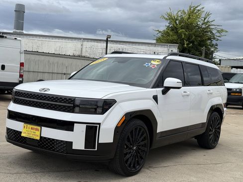 Used 2025 Hyundai Santa Fe Calligraphy image 5