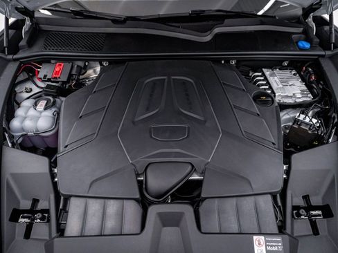 New 2026 Porsche Cayenne image 29