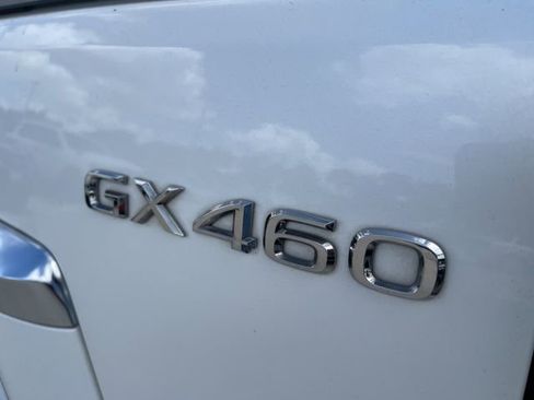 Used 2021 Lexus GX 460 Luxury w/ Accessory Package image 7