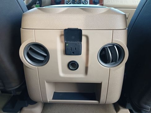 Used 2015 Ford F250 King Ranch w/ FX4 Off-Road Package AWD/4WD image 68