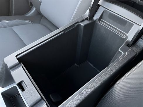 Used 2025 Chevrolet Blazer LT image 22