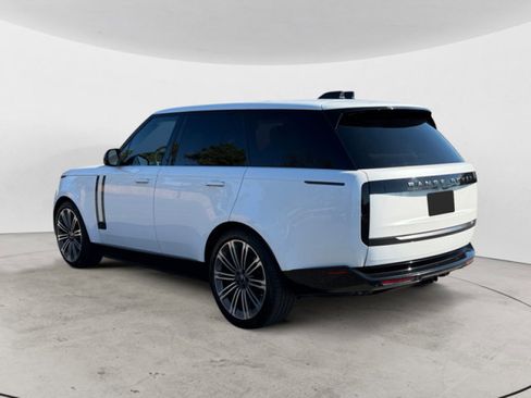 Certified 2024 Land Rover Range Rover SE image 6
