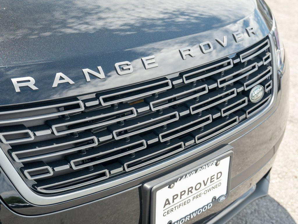 Used 2026 Land Rover Range Rover Velar S AWD/4WD image 16