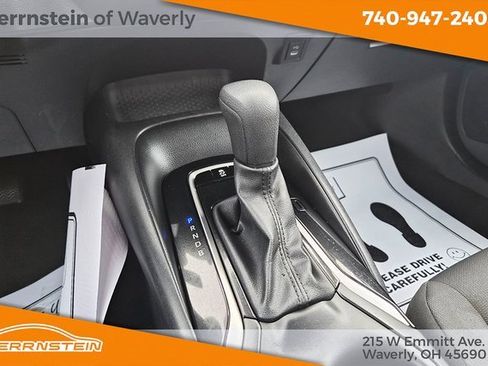 Used 2024 Toyota Corolla LE image 11