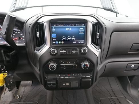 Used 2023 Chevrolet Silverado 2500 LT AWD/4WD image 37