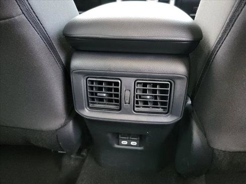 Used 2025 Toyota RAV4 XLE FWD image 17