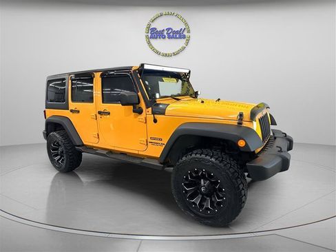 Used 2012 Jeep Wrangler Unlimited Sport AWD/4WD image 4