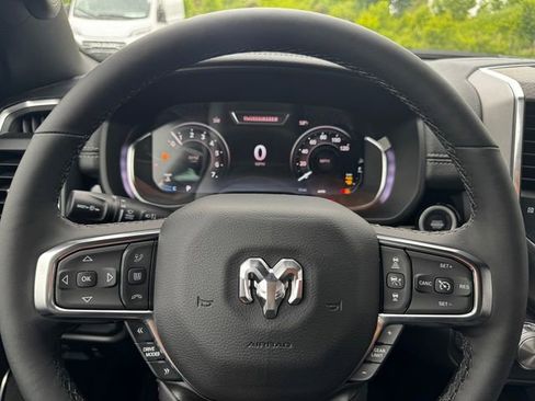 New 2026 RAM 1500 Laramie AWD/4WD image 22