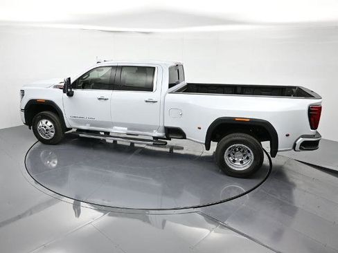 New 2026 GMC Sierra 3500 Denali w/ Technology Package image 35