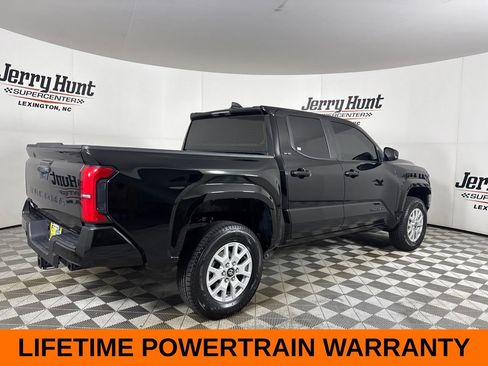 Used 2024 Toyota Tacoma SR5 AWD/4WD image 6