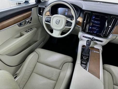 Used 2017 Volvo S90 T6 Inscription w/ Convenience Package AWD/4WD image 19