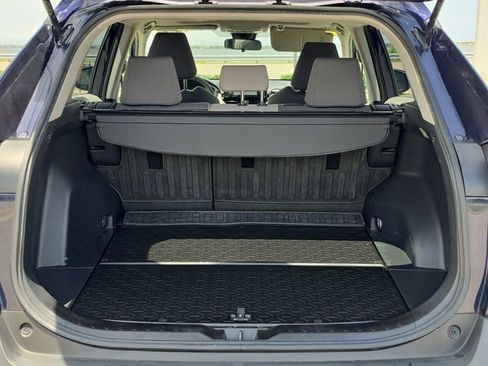 Used 2019 Toyota RAV4 XLE FWD image 7