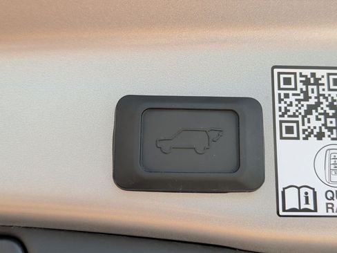Used 2024 Toyota RAV4 XSE w/ Advanced Technology Package AWD/4WD image 28
