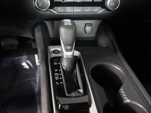 Used 2025 Nissan Altima 2.5 SV FWD image 42