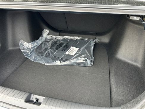 New 2025 Honda Accord SE image 22