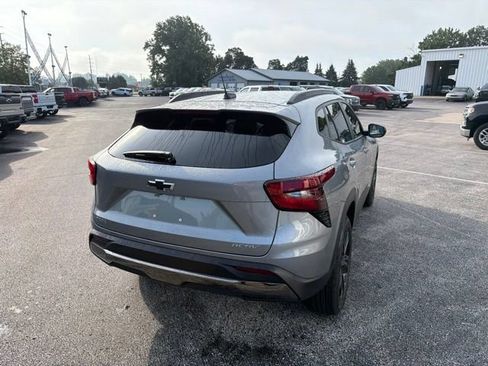 New 2026 Chevrolet Trax ACTIV w/ Driver Confidence Package FWD image 11