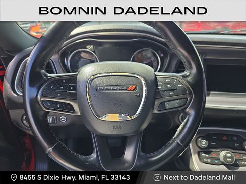 Used 2020 Dodge Challenger SXT image 16