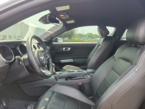 Used 2023 Ford Mustang Premium RWD image 9