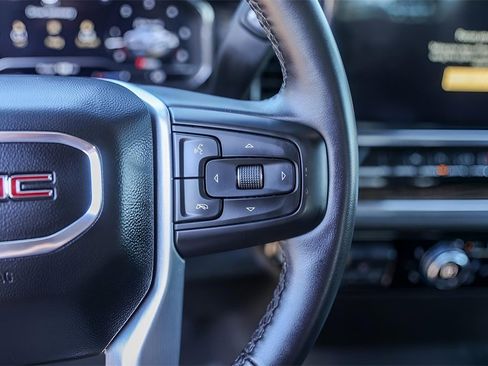 Used 2024 GMC Sierra 1500 SLE image 16