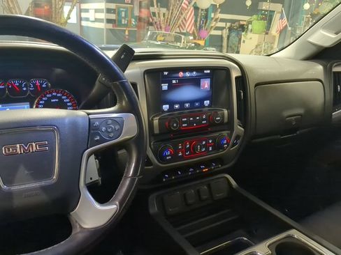 Used 2014 GMC Sierra 1500 SLT w/ SLT Preferred Package AWD/4WD image 7
