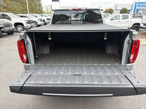 Used 2025 GMC Sierra 1500 Denali w/ Denali Reserve Package AWD/4WD image 34
