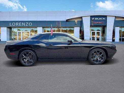 Used 2020 Dodge Challenger SXT w/ Blacktop Package RWD image 4