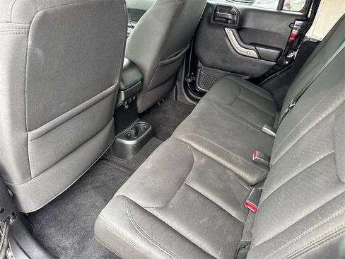 Used 2014 Jeep Wrangler Unlimited Sport w/ Quick Order Package 24S image 19