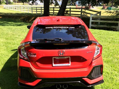 Used 2018 Honda Civic Sport image 5