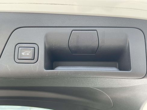 Used 2022 Buick Envision Preferred FWD image 9