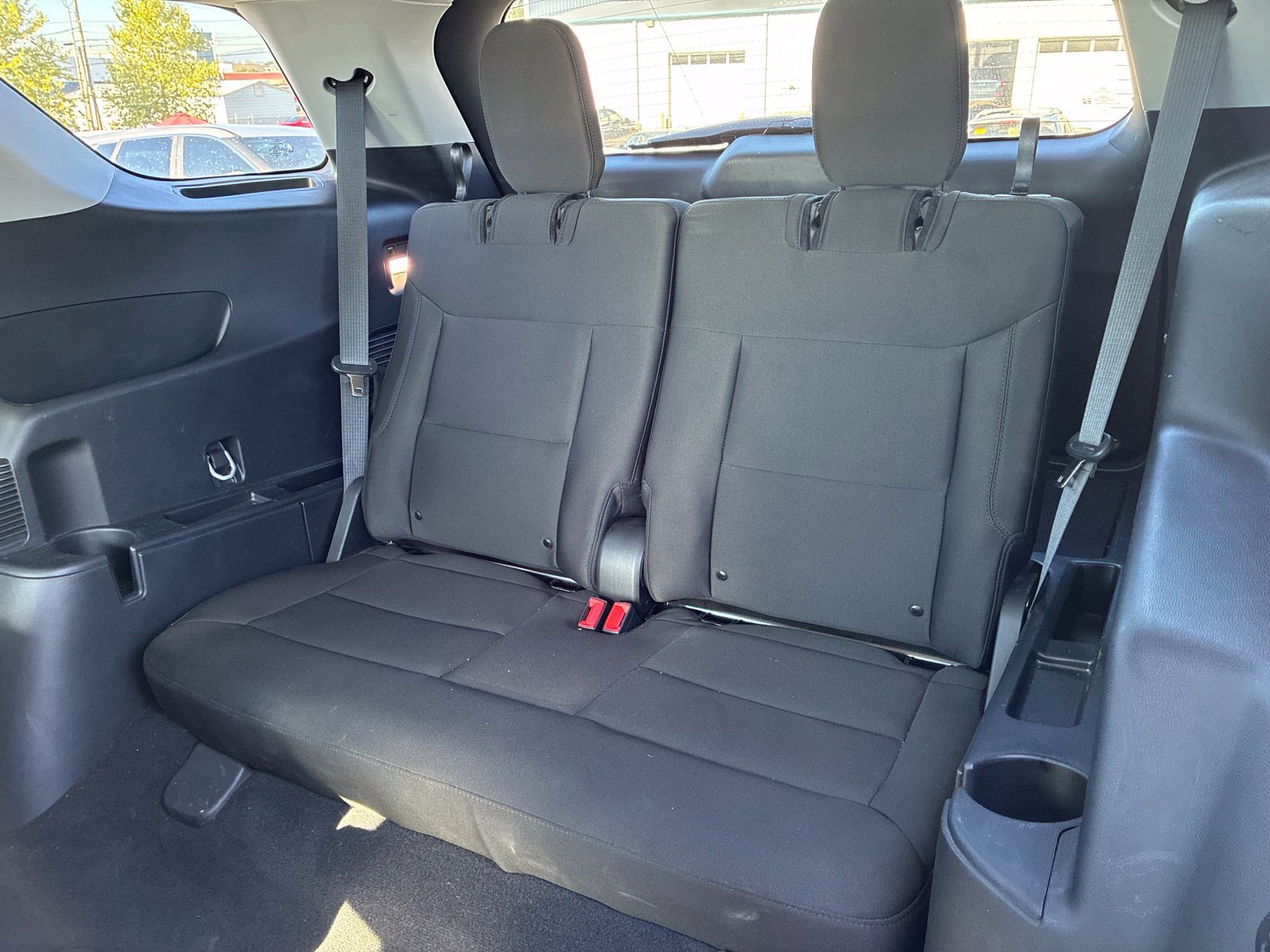 Used 2023 Ford Explorer XLT AWD/4WD image 10