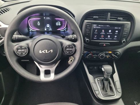 Used 2024 Kia Soul LX w/ Option Group 015 image 22