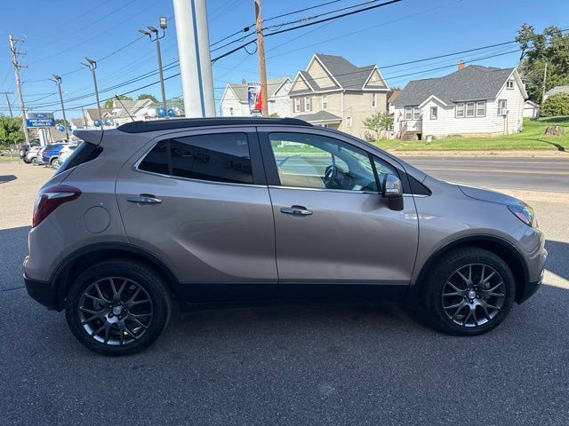 Used 2019 Buick Encore Sport Touring AWD/4WD image 5